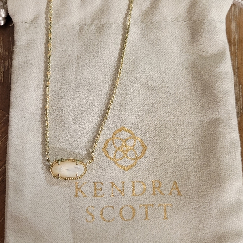 Kendra Scott Elisa Pendant Necklace Ivory Pearl